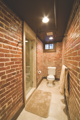 Toilet lighting: ideas and practical tips - INTOLED