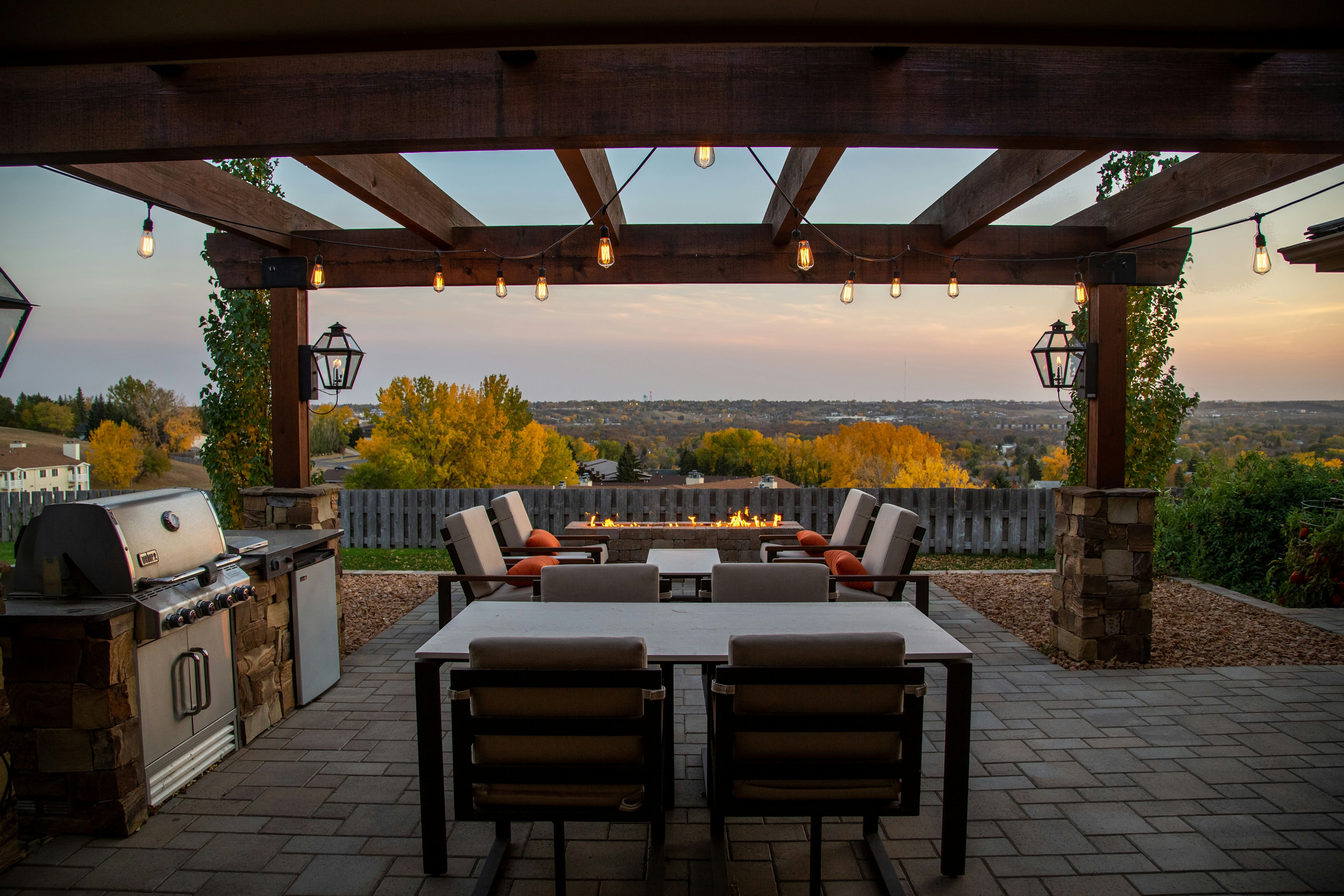 A beautiful outdoor deck | Photo by Arcwind from Unsplash