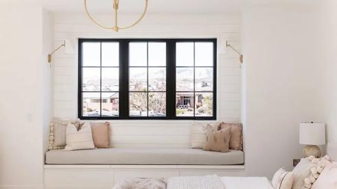 Black windows are striking, but they’re not all created equal. Here’s what you need to know about black vinyl windows, and why Fibrex® material is the superior alternative.